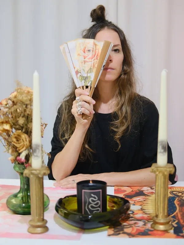 Julia Popescu